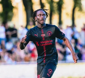 Ex-jogador do Benfica esfaqueado na Dinamarca. Atleta foi submetido a duas cirurgias