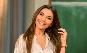 Sara Barradas muda-se para a SIC após anos na TVI. Veja as fotos da evolução da atriz, de estrela infantil a protagonista
