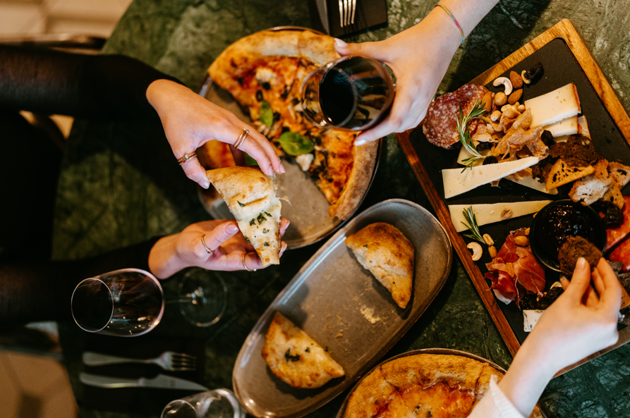 Fontinha Pizzeria. A nova carta deste restaurante leva-o a viajar por Itália com pratos de conforto