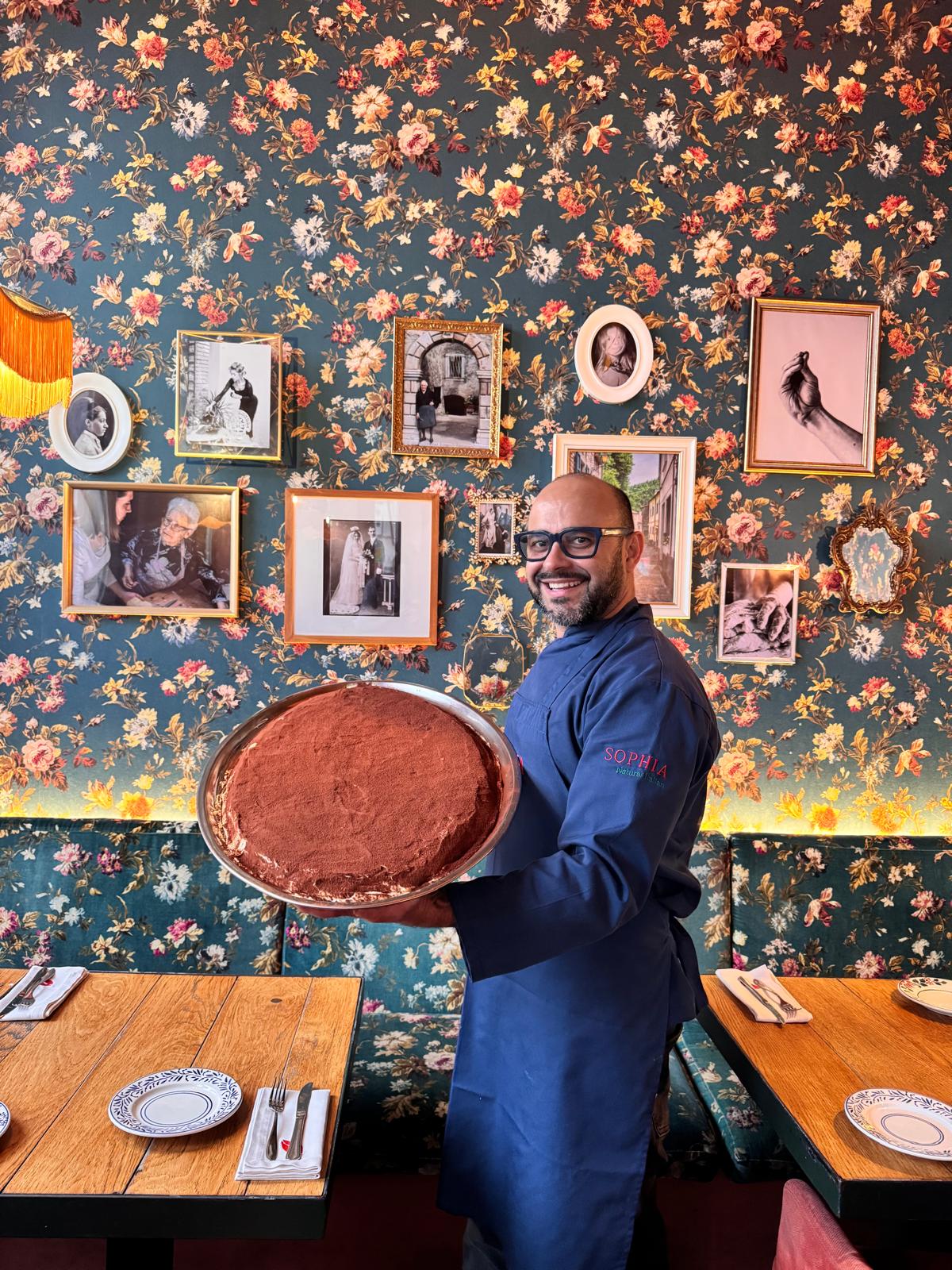 Tem mesmo de provar este tiramisù XL que só está disponível uma vez por mês