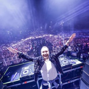 David Guetta está de volta a Portugal com “espetáculo único”. Saiba quando e onde vai poder ver o DJ francês