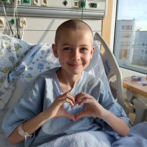 “Vou fazer uma viagem e não vou voltar”. Despedida de menino de 11 anos com cancro está a emocionar o mundo