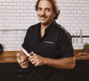 Cozinhar como um profissional? A nova coleção de utensílios da Aldi com o chef Kiko pode ajudar