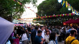 Arraial grátis em Lisboa regressa com Toy, NonStop e festa até de madrugada. Há sardinhas, Tardeo e mesas reservadas