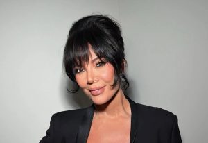 Kris Jenner esclarece alegada insatisfação com o mais recente lifting facial. “Está a deixar-me louca”